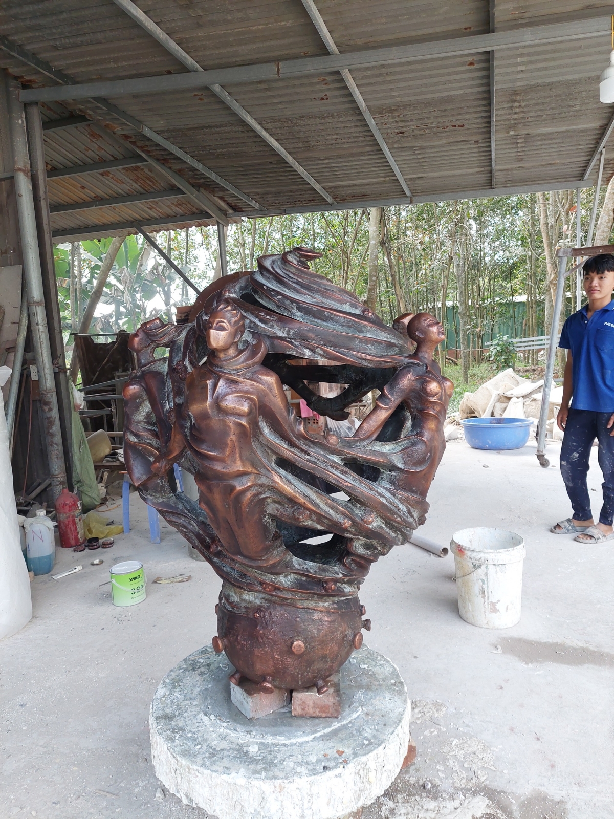 Tác Phẩm Tốt Nghiệp Chủ Đề COVID