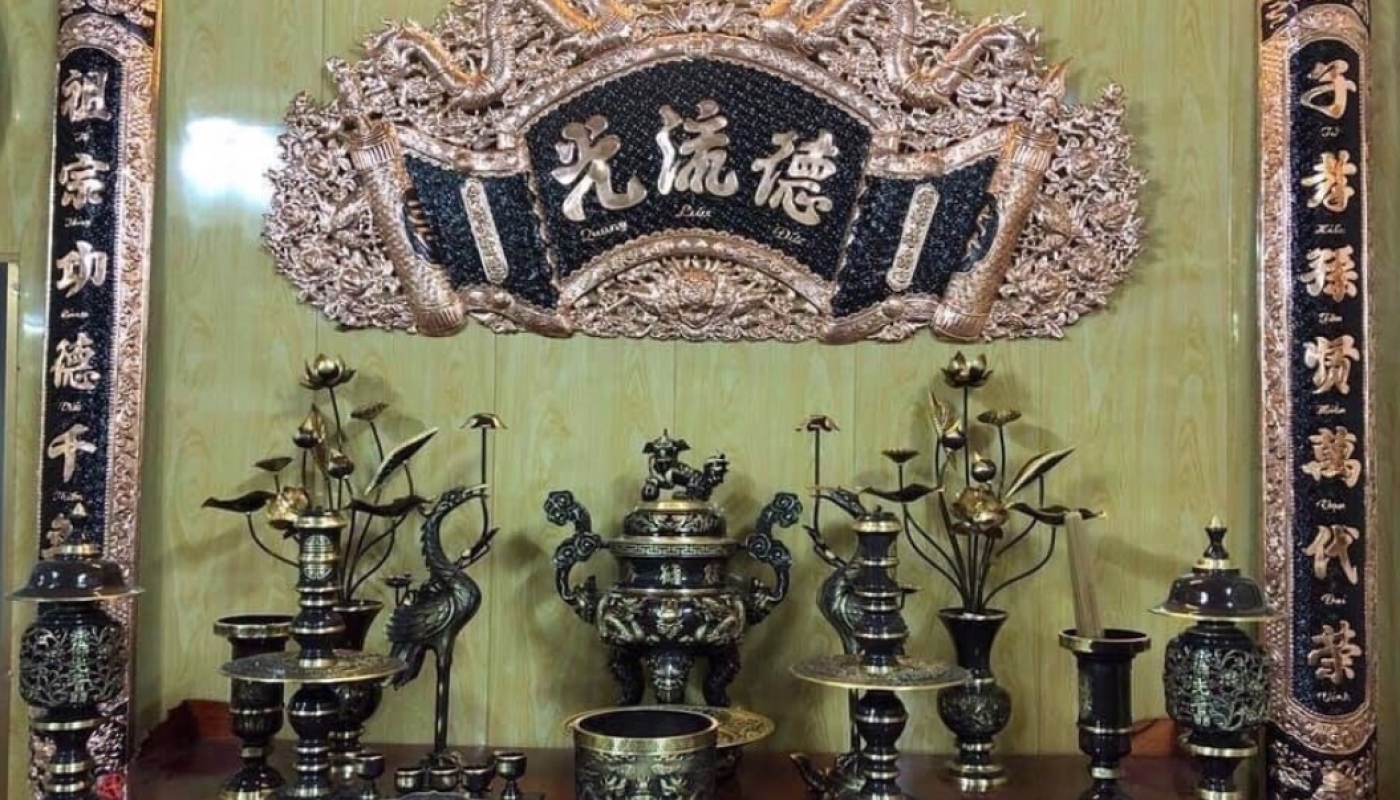 Cách sắp xếp đỉnh đồng trên bàn thờ