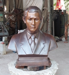 Chân Dung Đồng Chí Dương Minh Châu