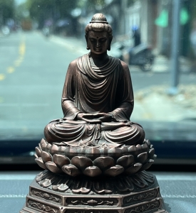 Tượng Thích Ca Bằng Đồng Để Xe Hơi