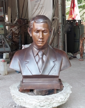 Chân Dung Đồng Chí Dương Minh Châu