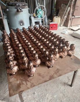 Chân Dung Ông Bùi Quốc Châu