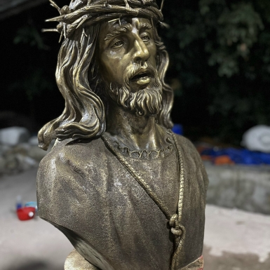 Ưu và nhược điểm khi đúc tượng bằng đồng