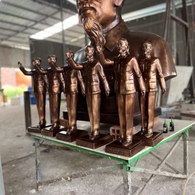 Đúc tượng đồng lưu niệm số lượng lớn theo yêu cầu