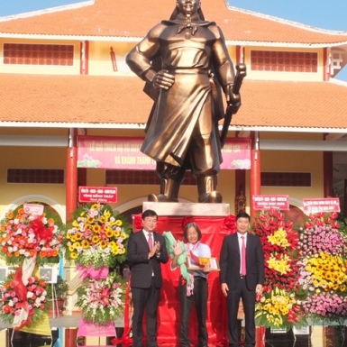 Khánh thành công trình tượng Thiên hộ Võ Duy Dương