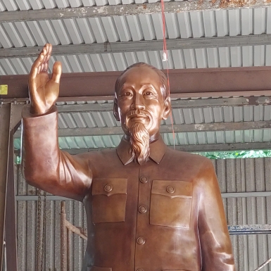 Mua tượng Bác Hồ bằng đồng giá tốt tại địa chỉ đáng tin cậy