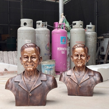 Bí quyết lựa chọn đơn vị đúc tượng chân dung uy tín