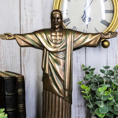 Đỉnh Thiên - Nơi tìm thấy những tượng Chúa cứu thế bằng đồng đẹp nhất