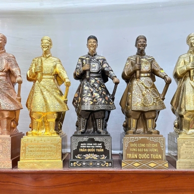 Mua tượng đồng Trần Hưng Đạo chất lượng ở đâu?