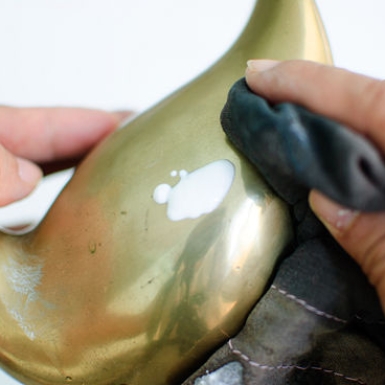 Khám phá những cách bảo quản tượng đồng