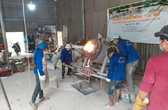 Cơ sở đúc tượng đồng thủ công tại Bình Dương giá rẻ uy tín