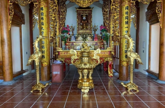 Nhận đúc lư hương đồng cúng tiến đền chùa 