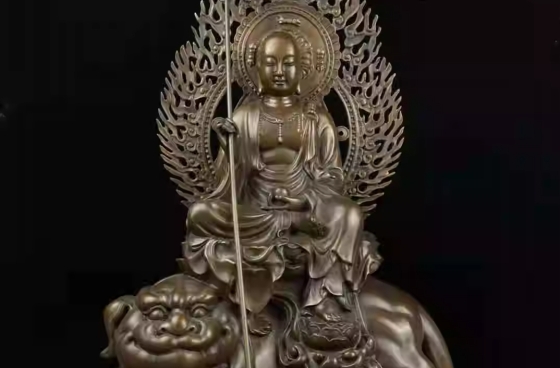 Đúc tượng địa tạng vương bồ tát đồng: Biểu tượng Phật Giáo thiêng liêng
