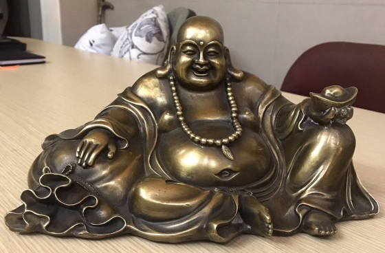 Vì sao tượng Phật Di Lặc bằng đồng lại được nhiều người yêu thích?