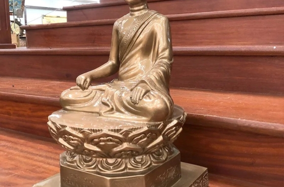 Tượng đồng Phật Hoàng Trần Nhân Tông - Biểu tượng Phật giáo Việt Nam