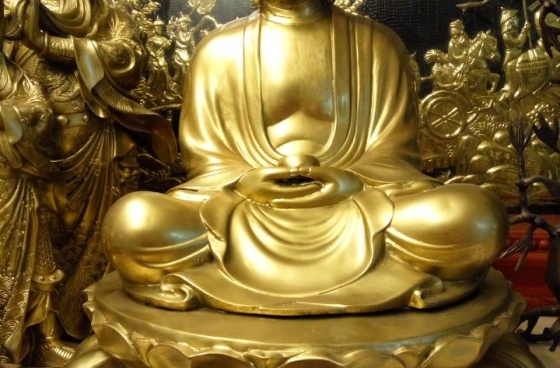 Cách đặt tượng phong thủy trong nhà, trên bàn làm việc